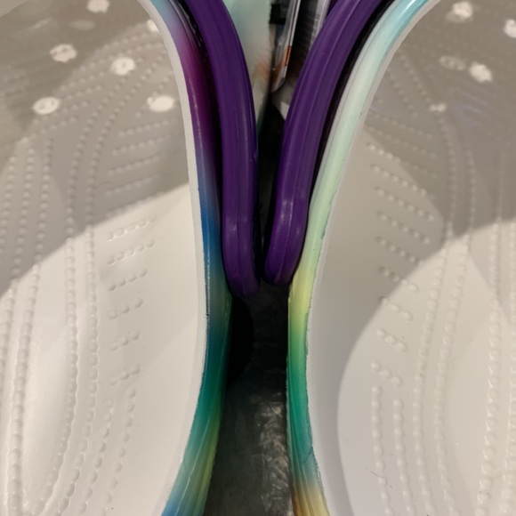 Brand New Crocs! Great bright print sure to get a lot of compliments. - Picture 10 of 10